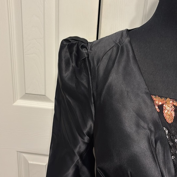 Giffniseti Sequin Gown - Picture 3 of 11